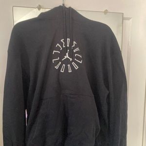 Nike Air Jordan Graphics Fleece Pullover Hoodie, size  Medium